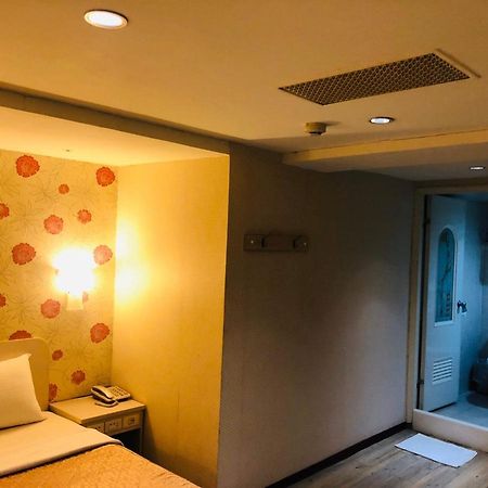 Jing Chech Hotel เกาสง ภายนอก รูปภาพ
