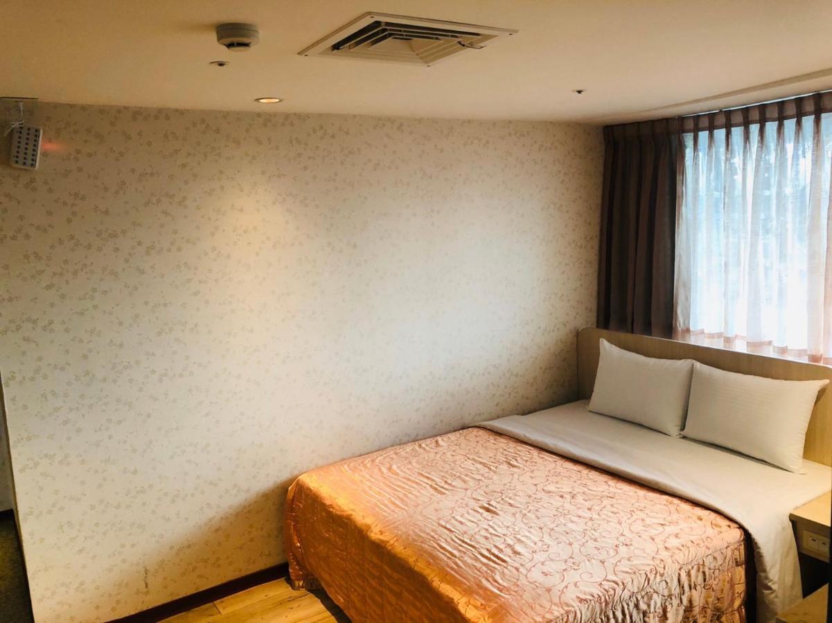 Jing Chech Hotel เกาสง ภายนอก รูปภาพ
