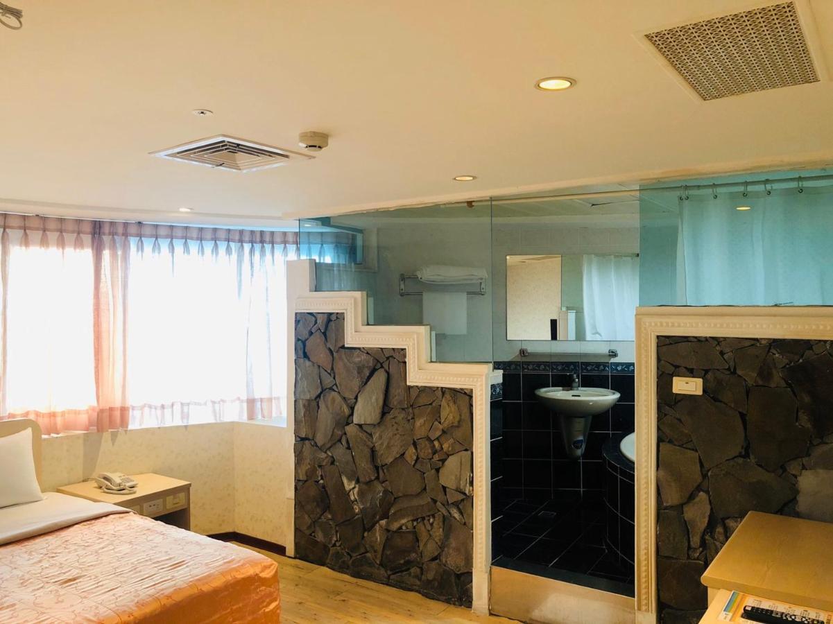Jing Chech Hotel เกาสง ภายนอก รูปภาพ